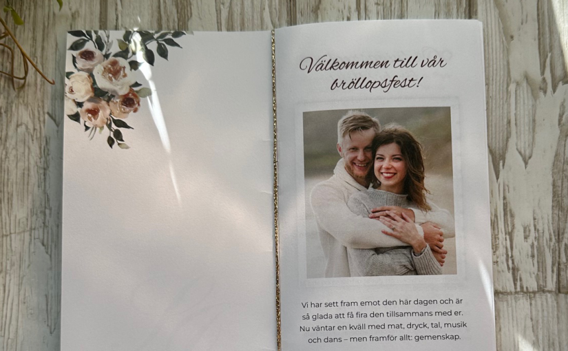 Festprogram - bröllopsparet hälsar all välkomna